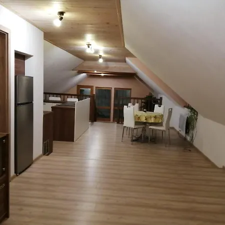 Prazdninovy Lydia * Lopej